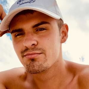 Meet your Posher, Tyler